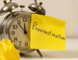 Прокрастинация: почему мы откладываем дела